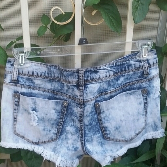 Freestyle‎ Revolution Distressed Denim - Picture 2 of 3